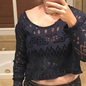 GUESS long sleeve cropped shirt
